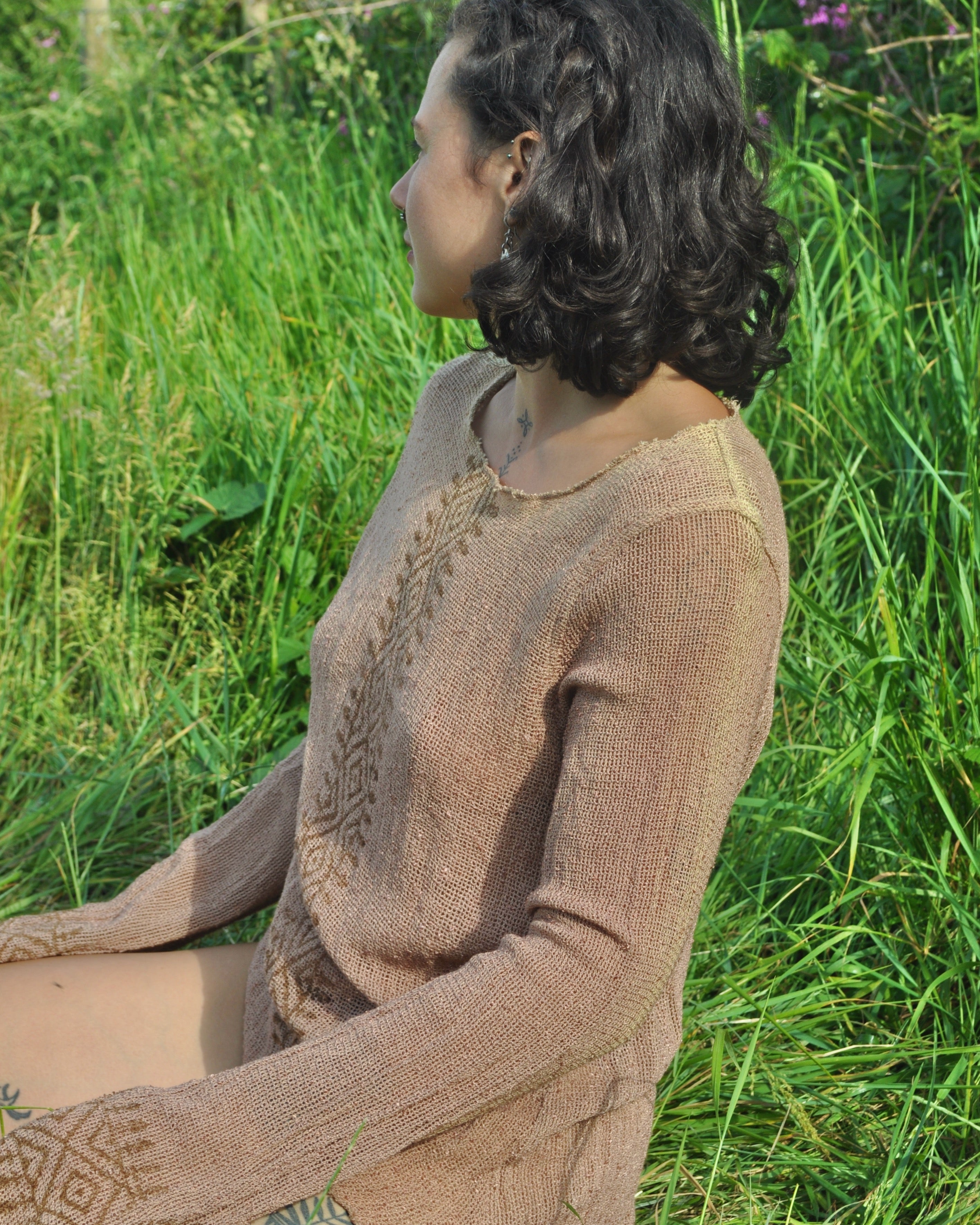 Devi Top