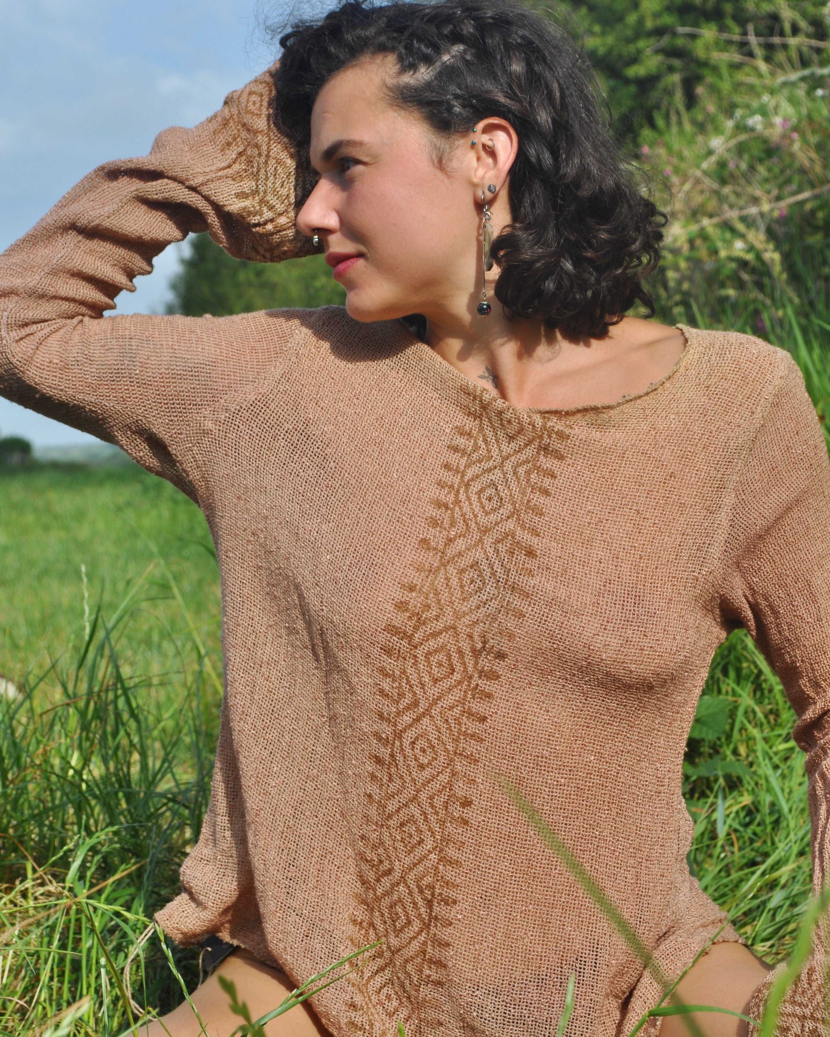Devi Top