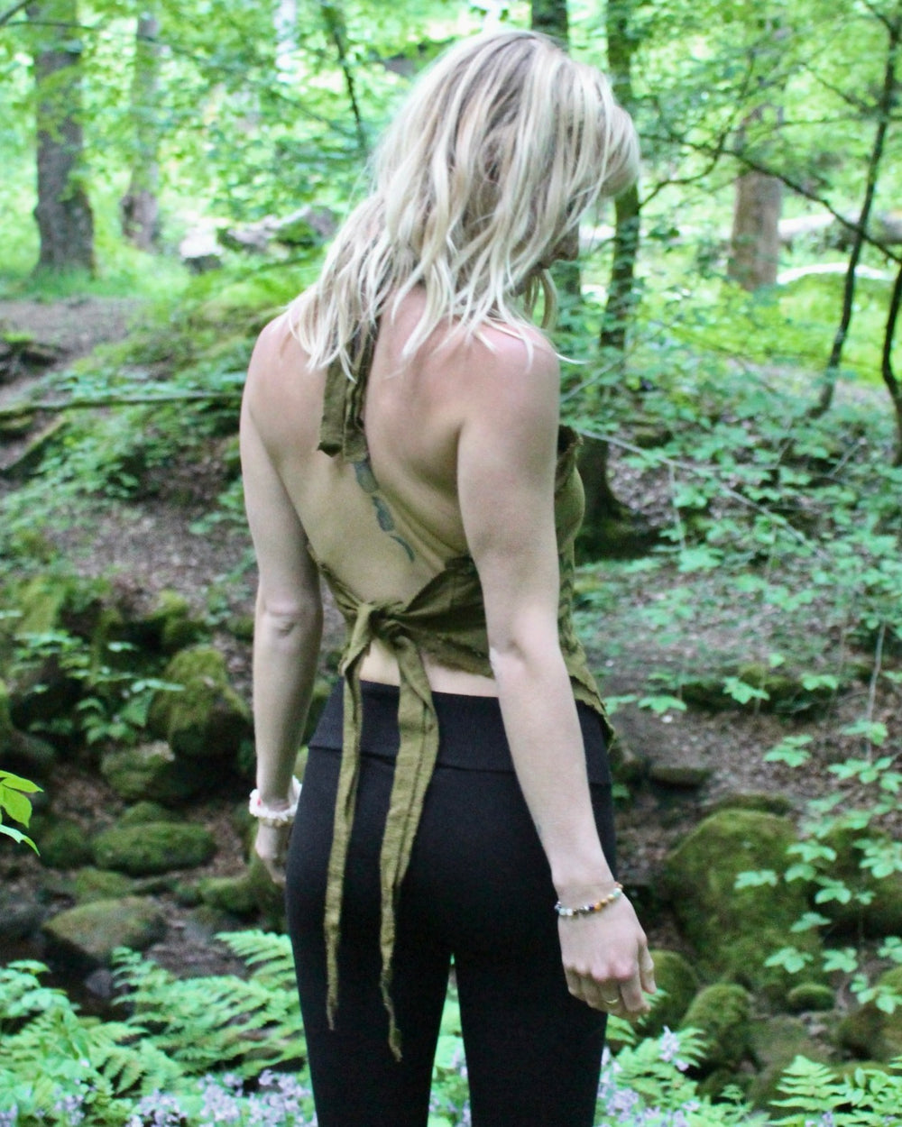 Aura Halter