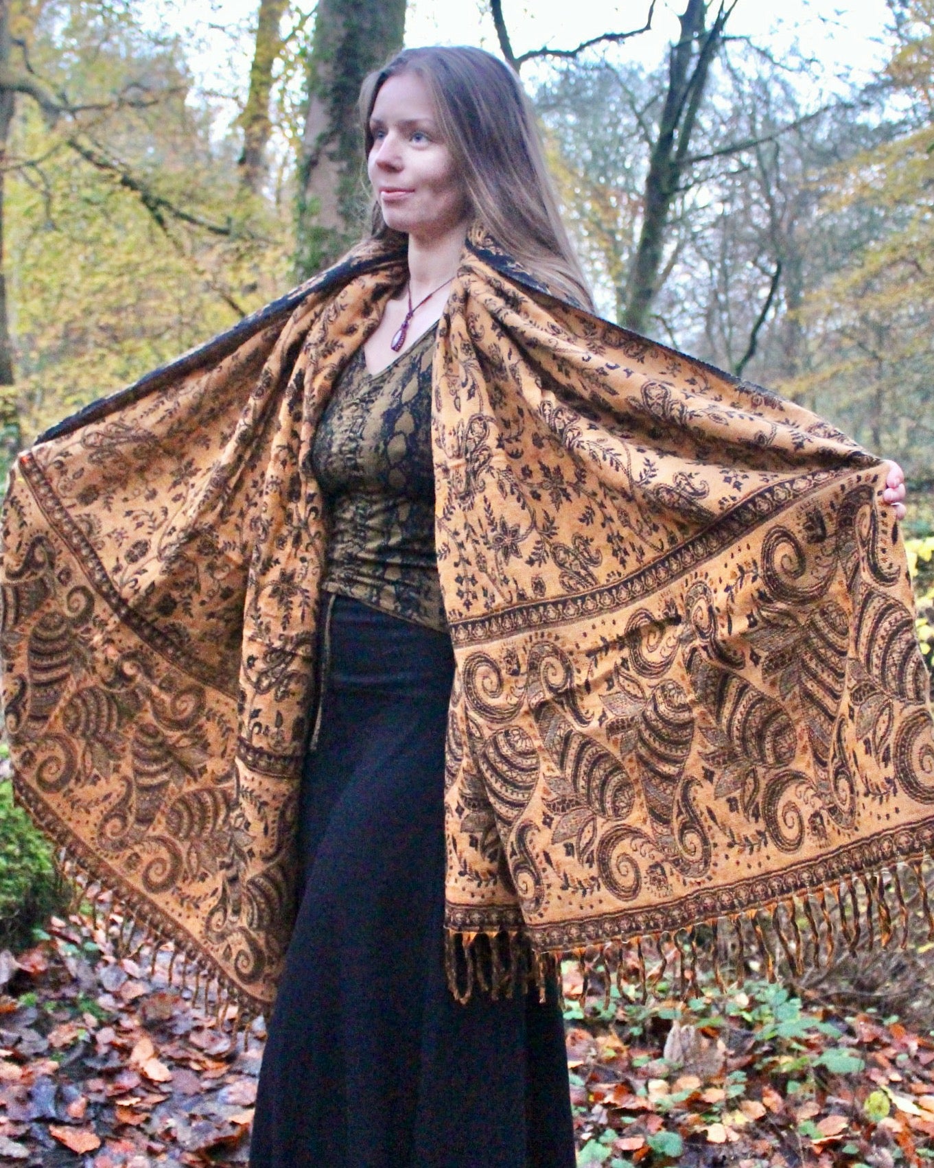 Suraya Shawl