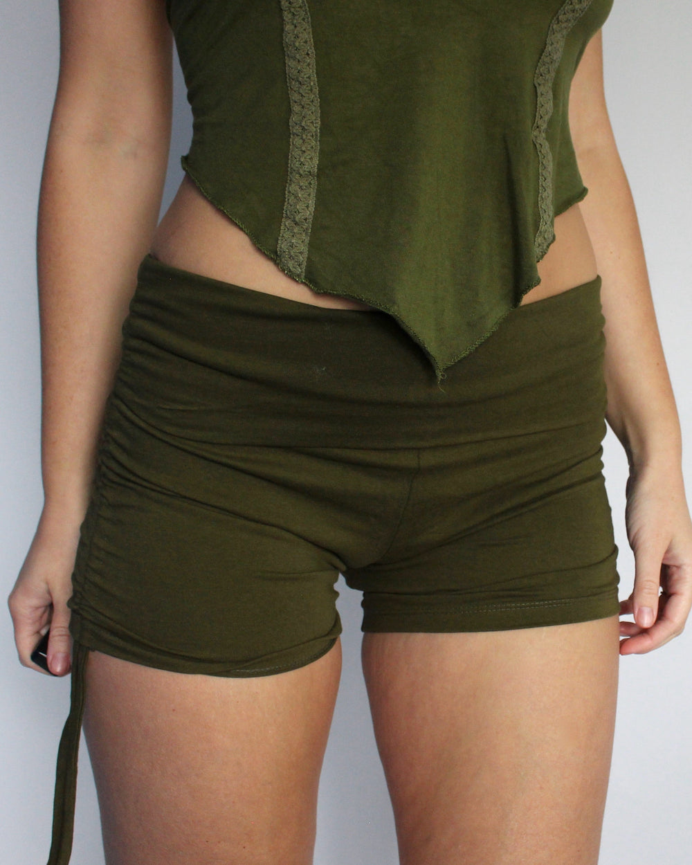 Lahni Shorts