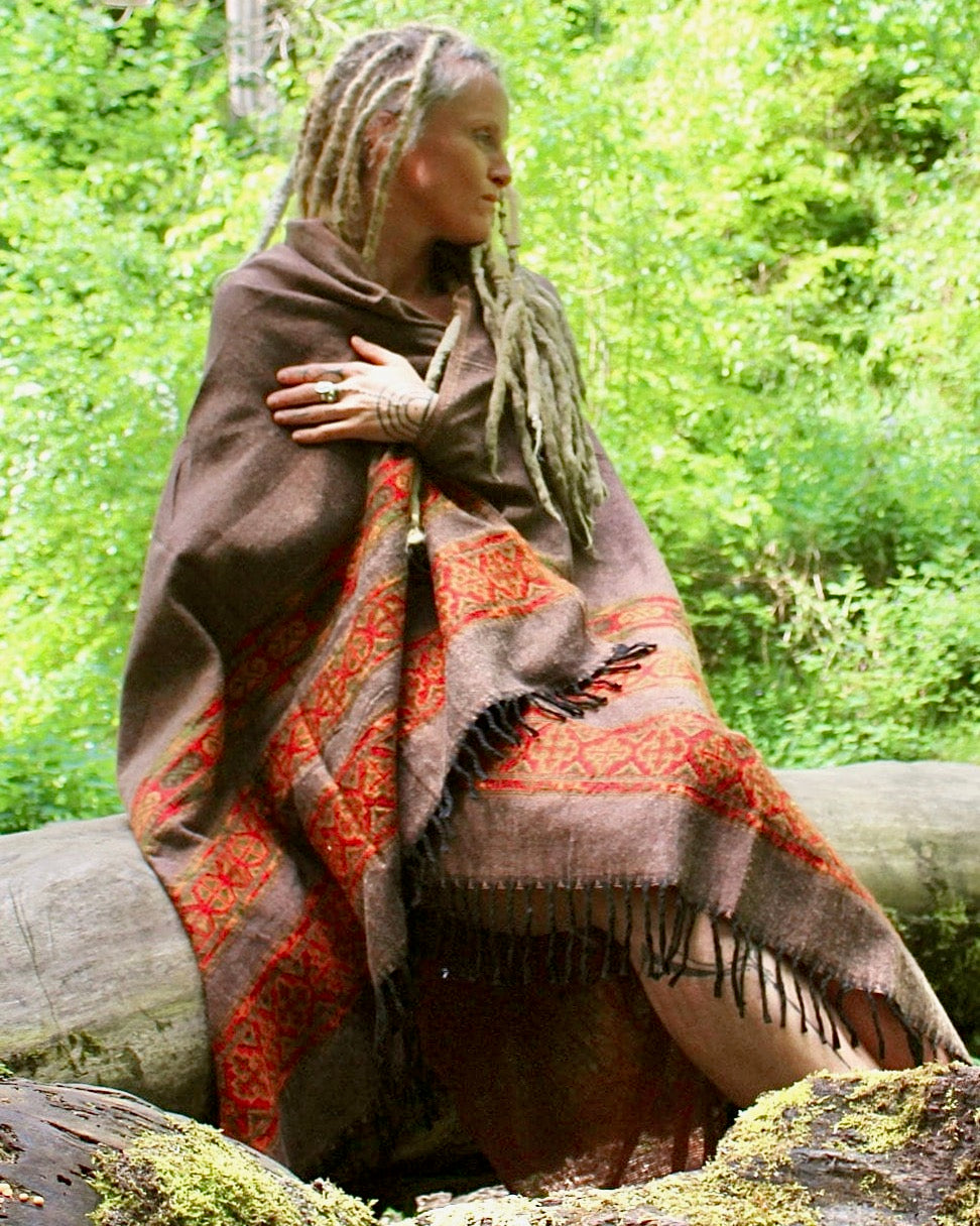 Eira Shawl