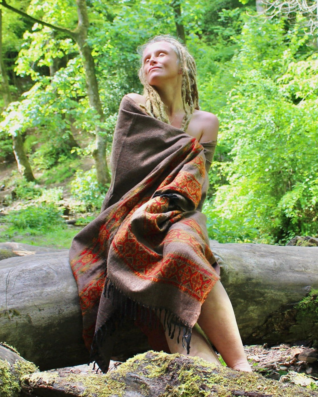 Eira Shawl