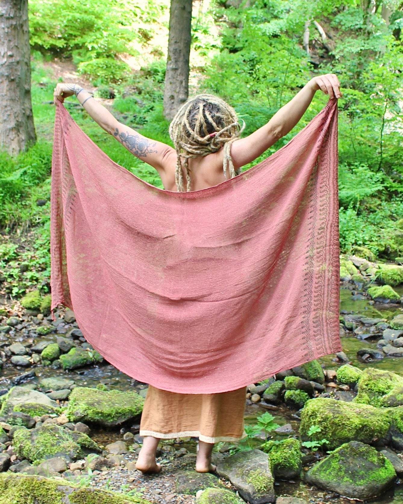 Nitya Net Shawl